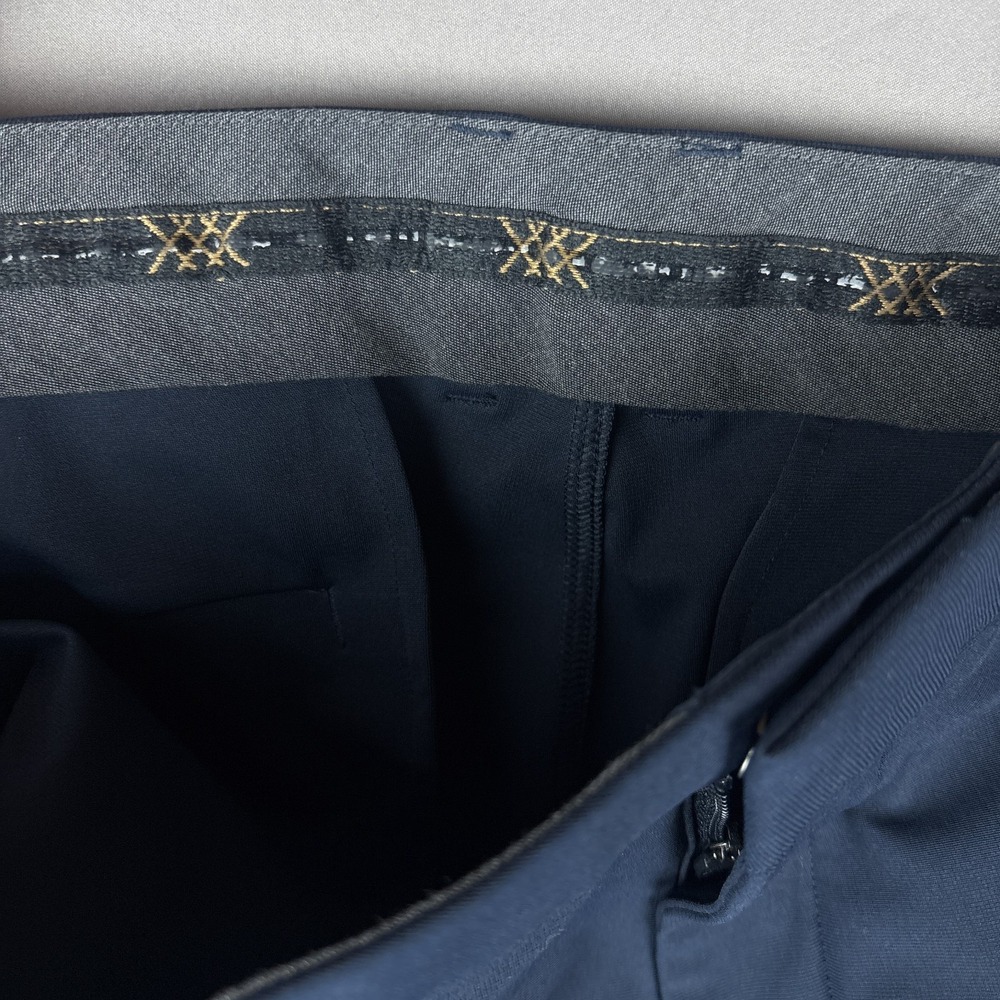 Rhone Commuter Shorts Mens Size 36 Performance Stretch Chino Golf Navy Blue - Picture 5 of 7